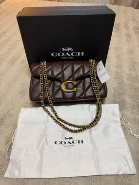 New with box COACH Tabby Shoulder Bag 26
With Pillow Quilting Brass/Maple $550
